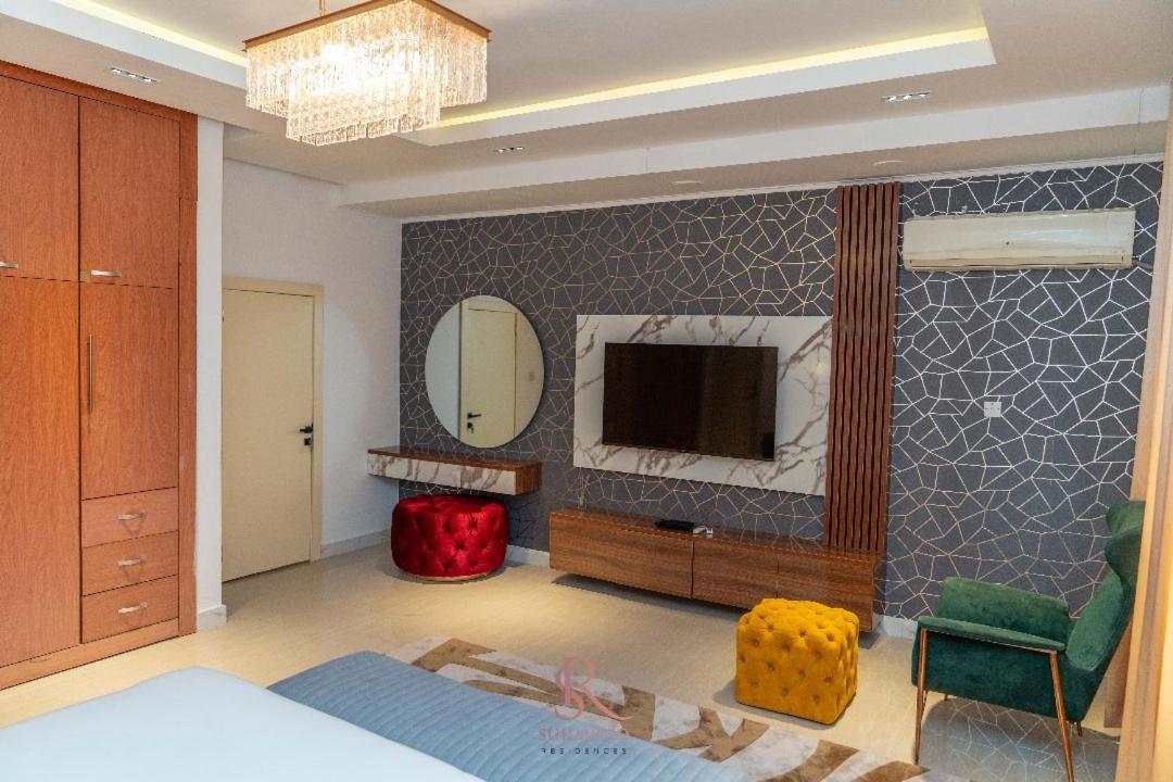 Sujimoto Residences Macdonald Lagos Eksteriør billede