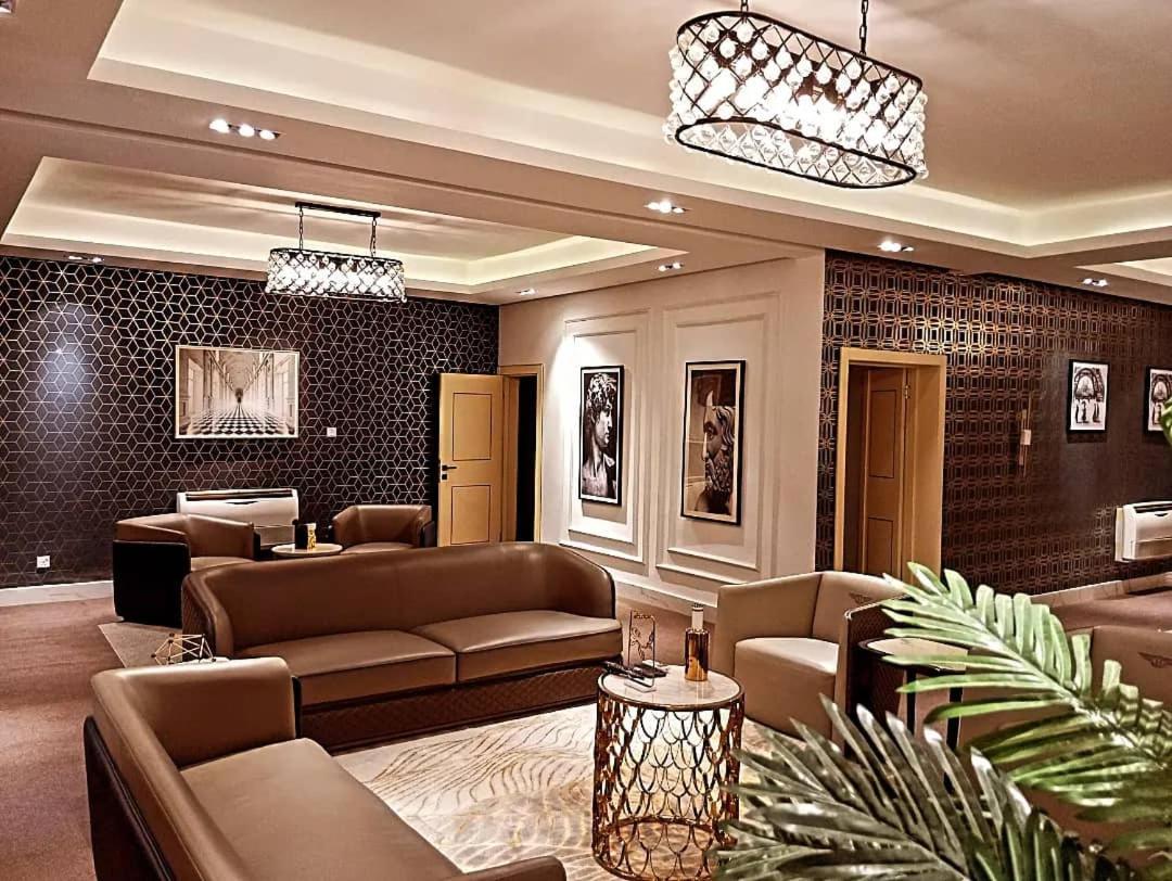 Sujimoto Residences Macdonald Lagos Eksteriør billede