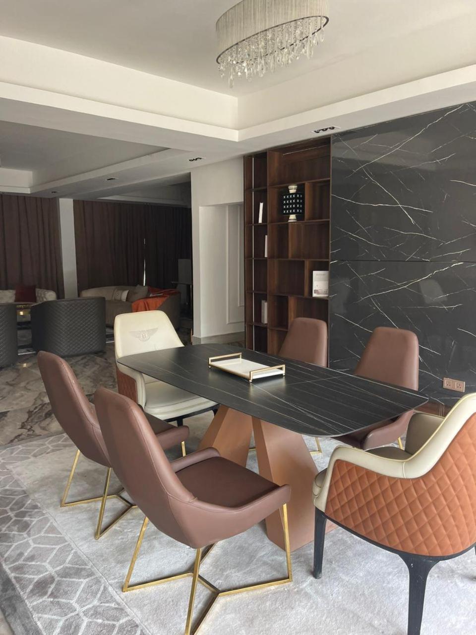 Sujimoto Residences Macdonald Lagos Eksteriør billede