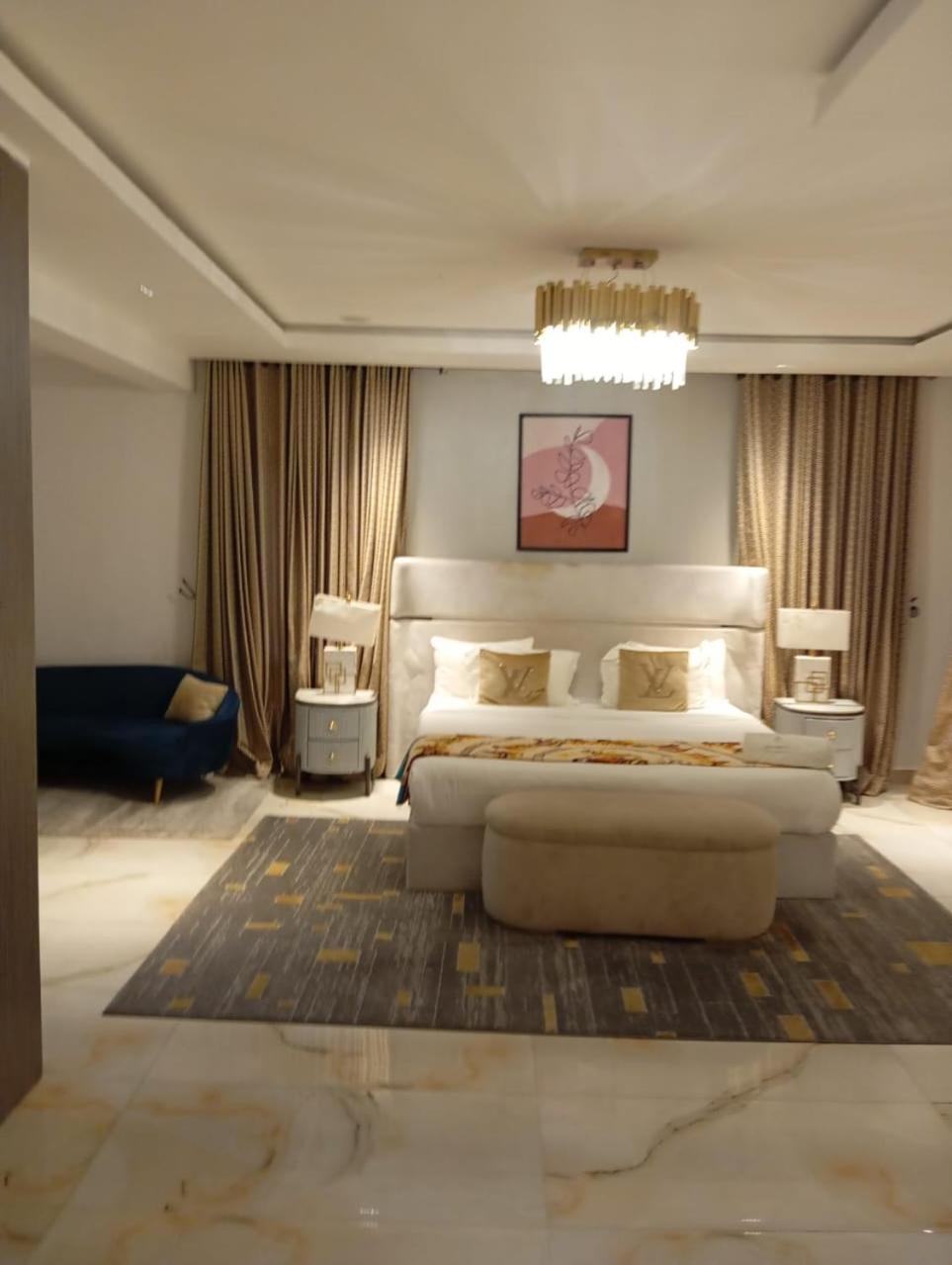 Sujimoto Residences Macdonald Lagos Eksteriør billede